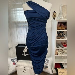 Sleeveless navy blue midi dress